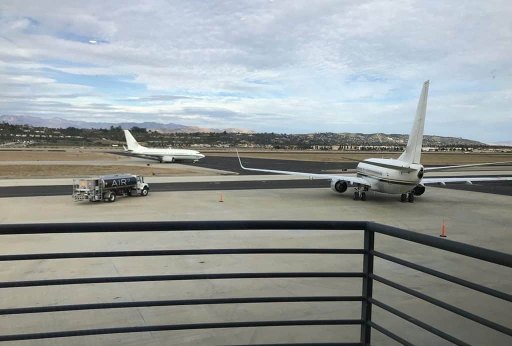 Our_troops_gallery_2 Air 7 plane on the run way