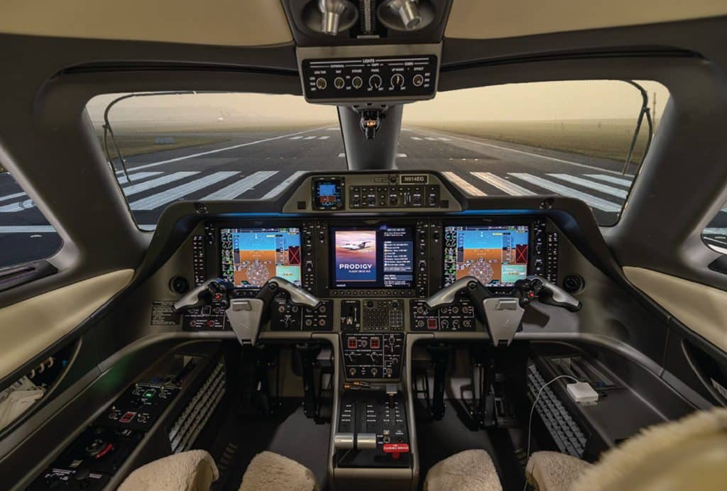 Embraer_Phenom_interior-1 Embraer_Phenom_interior 1